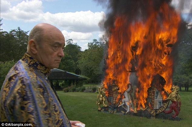 al-fayed burning Harrods's royal warrants