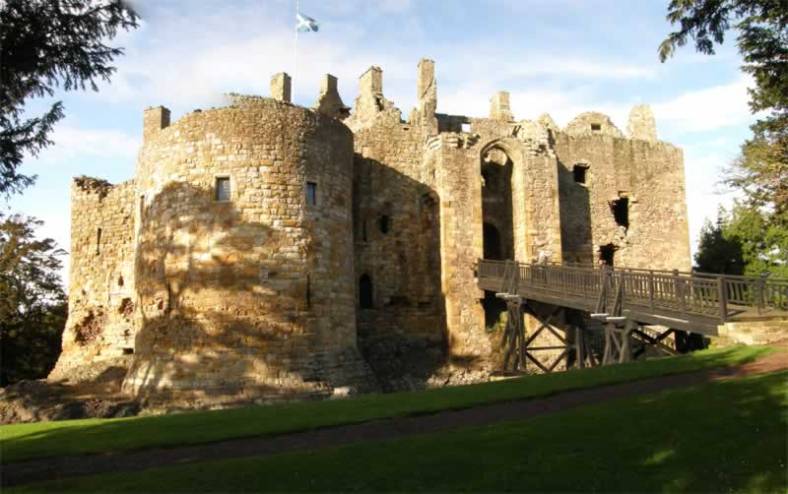 dirletoncastle1