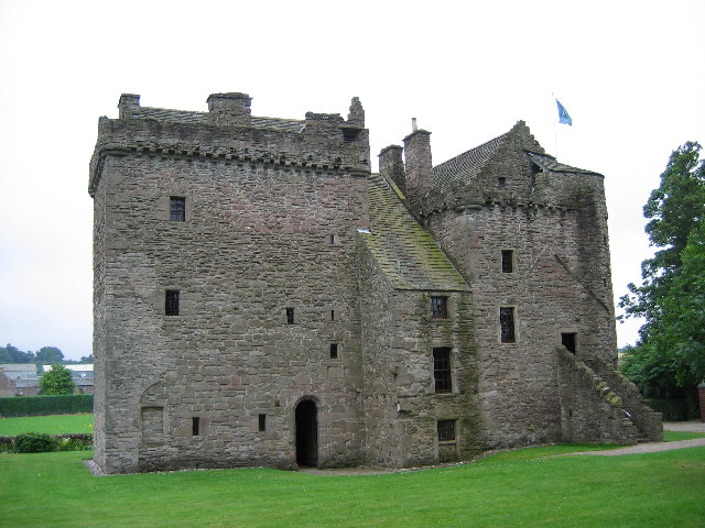 Huntingtower_Castle,_near_Perth, Ruthven