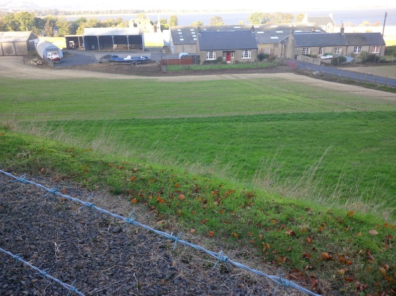 22.71 photo of farmer's cottages from the road, Ballinbreich
